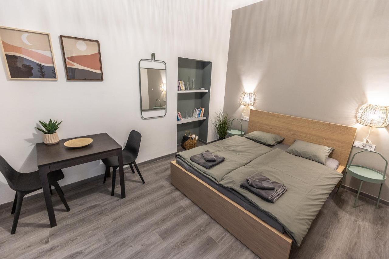 Design Studios Downtown Budapest Bagian luar foto