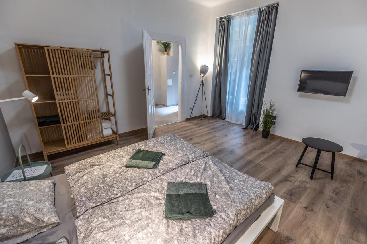 Design Studios Downtown Budapest Bagian luar foto